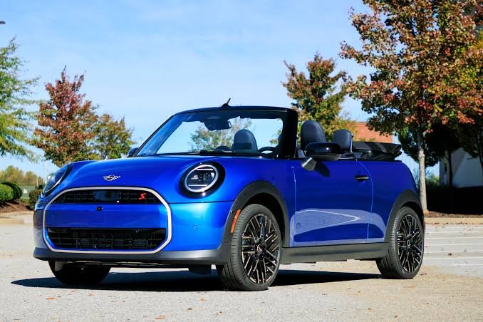 MINI Cooper Convertible rental