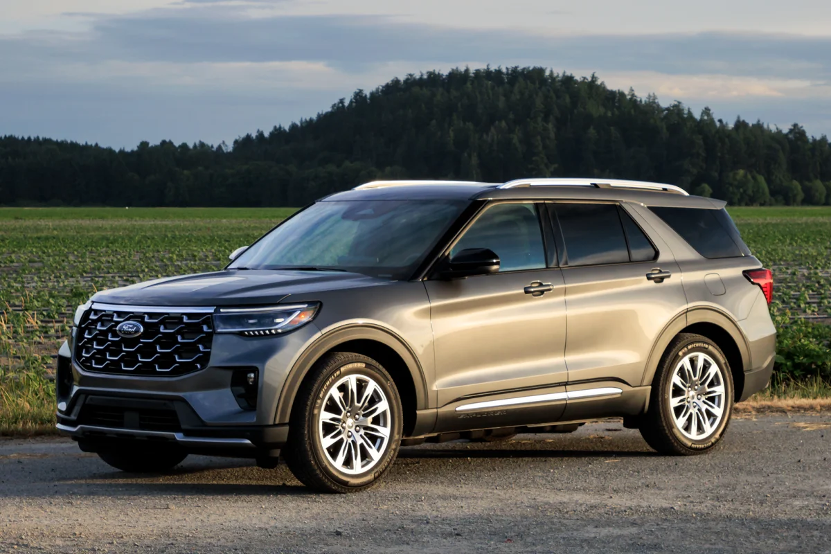 Ford Explorer rental